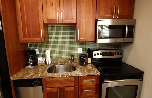 Bradenton Beach Hotel | Privacy & Space Lockoff Units 4/5 Beach Club at Anna Maria Island, by RVA