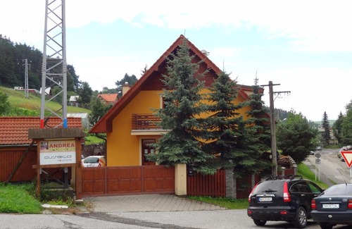 Kezmarok House | Privat Podlesom