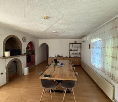Kraljevo House | Privatan smeštaj Plava kuća