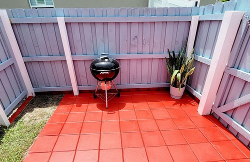 Port Saint Lucie Apartment | Private 1 bedroom apt/full kitchen/big shower.