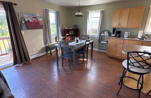Newport Center Apartment | Private 2-bedroom garage apartment in Newport Center, Vermont.