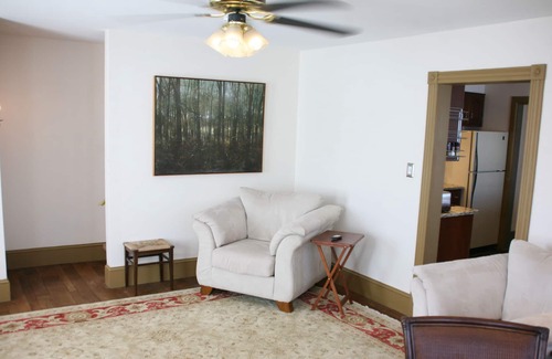 Elverson House | Private 2 bedroom, 1 bathroom suite in 19th Century House