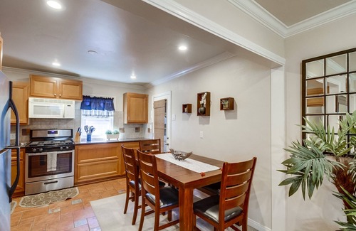 Burlingame House | Private 2-Bedroom Bungalow Bliss in North Park! Walking distance to everything!