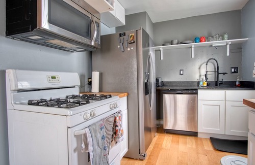 Indianapolis House | Private 2 Bedroom Home Near Christian Park!
