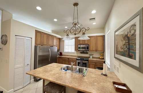 Stuart House | Private 3 bed 2 bath Tropical Oasis Seasonal Rental in Stuart FL