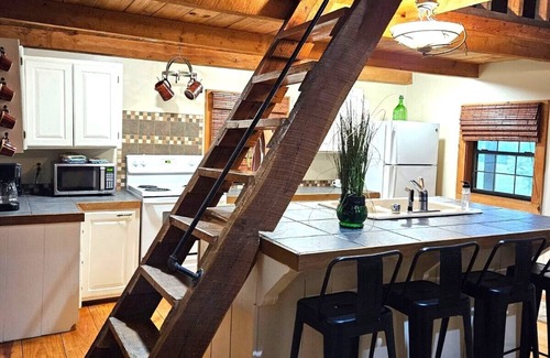 Everton Cabin | Private 3-bed open cabin in peaceful Everton with WiFi, AC