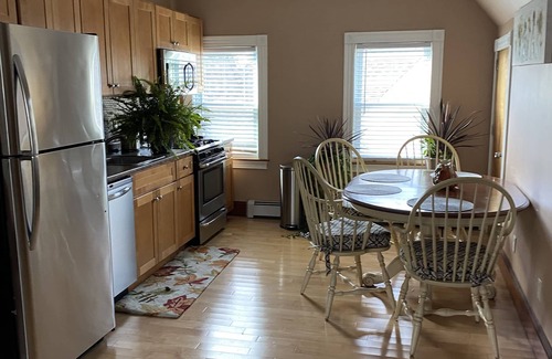 Dorchester Apartment | Private 3 bedroom, Boston.