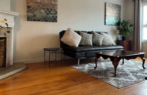Parkside House | Private 3BD/1.5BA next to the ocean beach