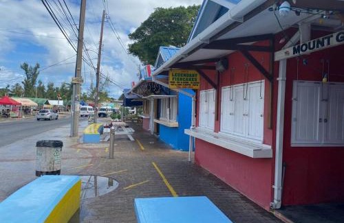 Cane Hill House | Private 3BR Tropical Paradise near Oistins