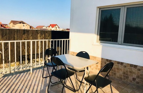Brasov House | Private 4 Bedroom Villa with Mountain View