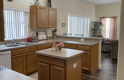 Four Corners House | Private 5BR Villa w/Pool, Spa & Game Room — Minutes to Disney!