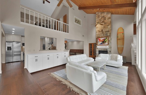 Walden on Lake Conroe House | Private 6BED/5.5+Bath Lakefront Home on Lake Conroe's Calmest Cove