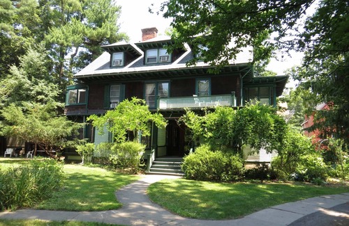 Ithaca House | Private 8-Bed, 7-Bath Home near Downtown & Cornell
