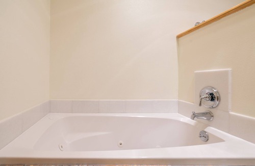 Mountain Village Hotel | Private and Clean Lock-Off King Room With Lovely Sunset Views