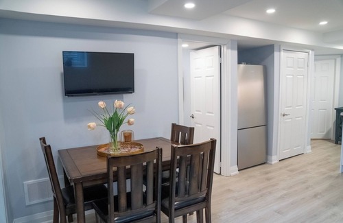 Central Erin Mills Apartment | Private and Legal Basement Apartment!