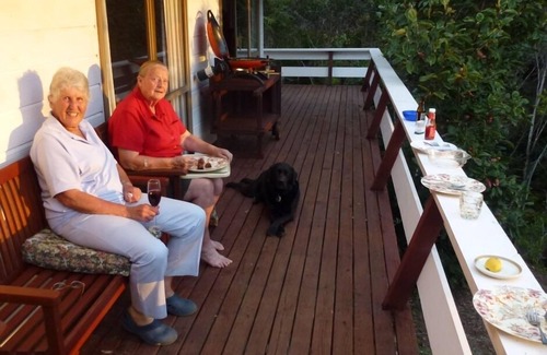 Okiato House | Private and pet friendly lockwood house