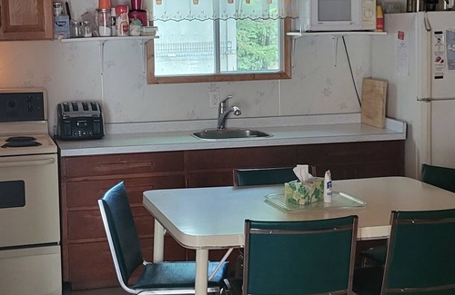 Manitoulin District Cottage | Private and quiet cottage