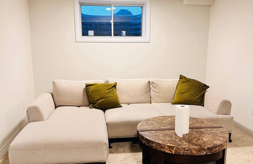 Doon South Apartment | Private and Spacious Basement Studio