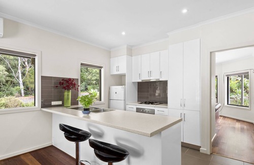 Torquay Apartment | Private Apartment in Resort Style Estate