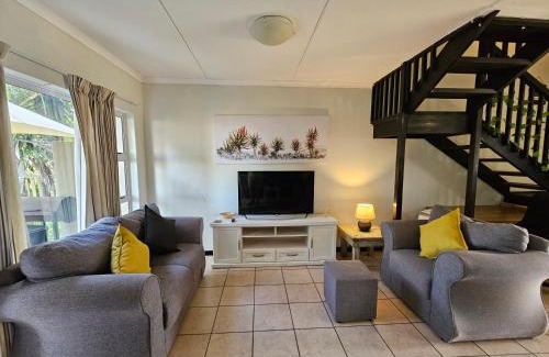 Port Alfred Apartment | Private Apartment in Port Alfred