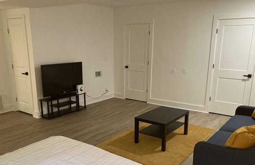 Jefferson Park Apartment | Private Basement Studio Near ATL Airport and Downtown