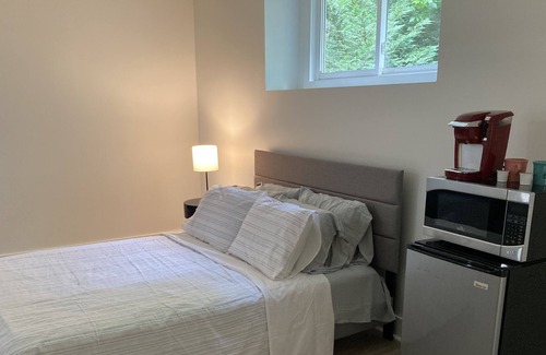 Jefferson Park Apartment | Private Basement Studio Near ATL Airport and Downtown