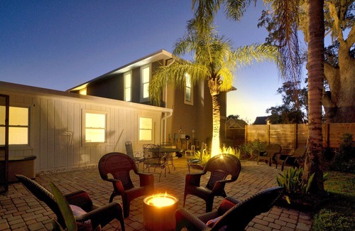 Jacksonville Beach Villa | Private Beach Villa w/ Huge Screened Heated Pool