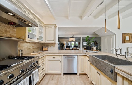 Corona del Mar House | Private Beach Access - Ocean Views- Pool- Shopping -Golf-Boating- Biking-Hiking