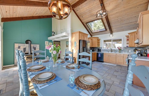 Olympia House | Private Beach at Waterfront Harstine Island Escape