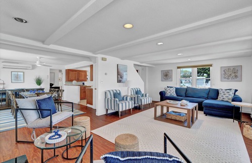 New England House | Private Beach front Oasis Located at White Sands Beach!