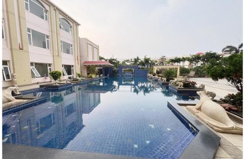 Puri Hotel | Private Beach Hotel Golden Palace with Swimming Pool in Puri
