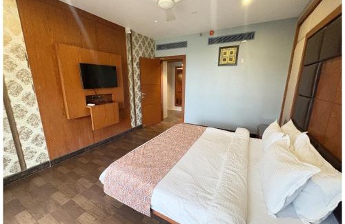 Puri Hotel | Private Beach Hotel Golden Palace with Swimming Pool in Puri