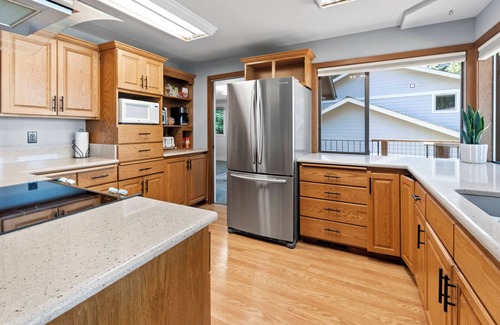 Poulsbo House | Private Beach in Little Norway, Hot Tub, 4000 sqft nad more!