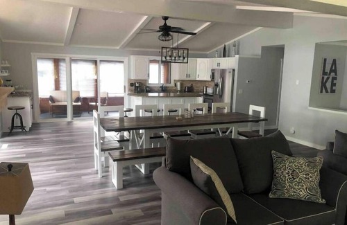 Nekoosa House | Private beach/Lakefront Getaway on Lake Camelot