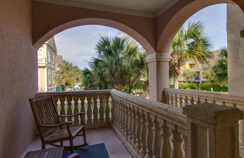 Palmetto Dunes House | Private Beach House with Bunk Beds & Elevator