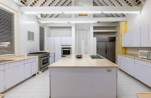 Las Palmas Villa | Private Beach Villa walking distance to the Marina