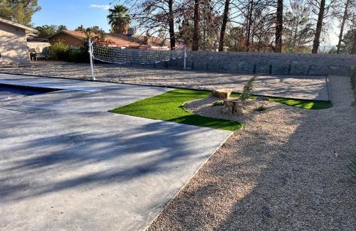 Las Cruces House | Private Beach Volleyball Pool Retreat
