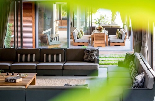 Lipa Noi Villa | Private Beachfront Villa Retreat for families and groups