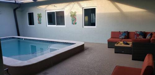 Port Saint Lucie House | Private Bedroom with Bath & Pool Access in Peaceful Port Saint Lucie
