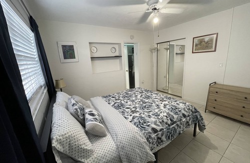 Egypt Lake-Leto Bed & Breakfast | Private bedroom w/AC & Heating + Bathroom