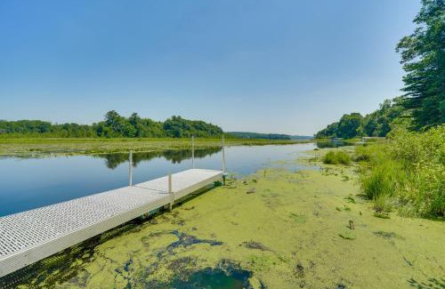 Amery House | Private Boat Dock Lake Wapogasset Retreat!