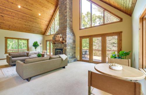 Amery House | Private Boat Dock Lake Wapogasset Retreat!