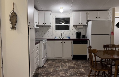 Clarksville Cottage | Private Boat Ramp Cottage on Chipola River, Commute to Panama City & Port St Joe