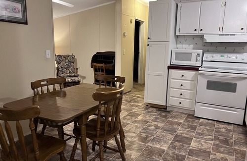 Clarksville Cottage | Private Boat Ramp Cottage on Chipola River, Commute to Panama City & Port St Joe