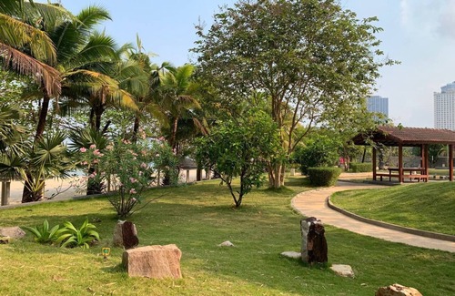 Sihanoukville City Centre House | Private Bungalows with direct access to private beach and peaceful garden.