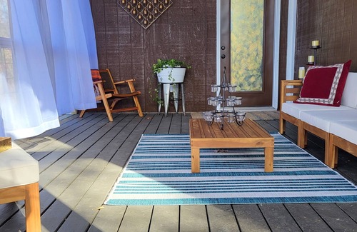 Covington House | Private Bungalow near Covingtons Mystic Falls