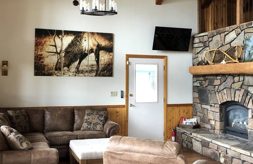 Noxon House | Private Cabin With Mountain Views!