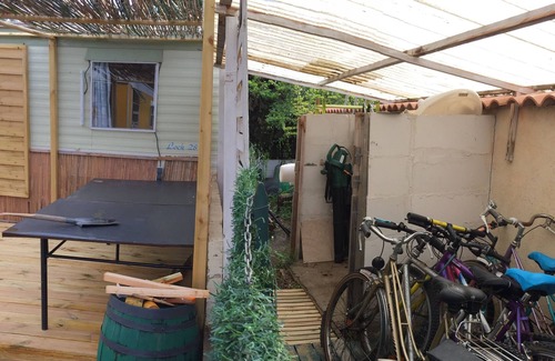 Serignan RV Rental | Private campsite 'Valser': little corner of paradise