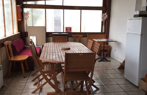 Serignan RV Rental | Private campsite 'Valser': little corner of paradise