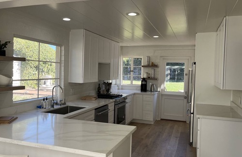 Hatton Fields House | Private Carmel oasis….minutes from downtown and beach